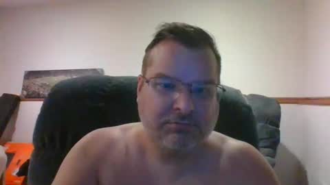 Snapshot of mrlovalova83 chatting on 09.14.25 mrlovalova83 online show from 09.14.25