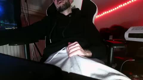 MrRogue online show from 12.04.25