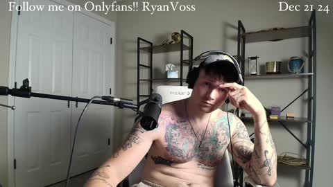 Snapshot of mrryanvoss chatting on 12.22.24 Mr Ryan Voss online show from 12.22.24
