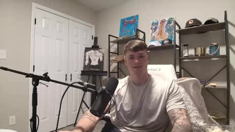 Snapshot of mrryanvoss chatting on 12.27.24 Mr Ryan Voss online show from 12.27.24