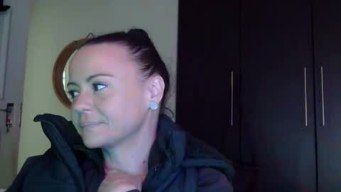Snapshot of mrs_bunny_swing chatting on 04.27.26 mrs_bunny_swing online show from 04.27.26