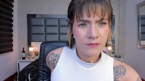 Snapshot of mrs_regina_clk chatting on 06.09.26 Regina online show from 06.09.26