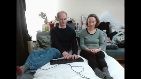 Snapshot of mrs_velvet_vixen_and_mr_stud chatting on 01.09.25 Mrs Velvet Vixen online show from 01.09.25