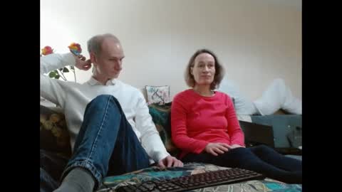 Snapshot of mrs_velvet_vixen_and_mr_stud chatting on 02.04.25 Mrs Velvet Vixen online show from 02.04.25