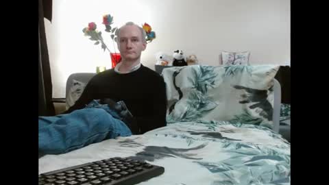 Snapshot of mrs_velvet_vixen_and_mr_stud chatting on 02.20.25 Mrs Velvet Vixen online show from 02.20.25