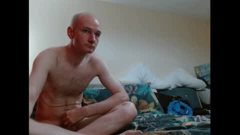 Snapshot of mrs_velvet_vixen_and_mr_stud chatting on 10.01.25 Mrs Velvet Vixen online show from 10.01.25