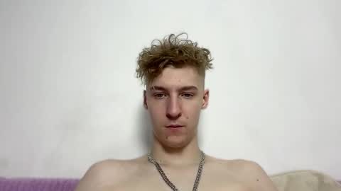Snapshot of mrsexycum4u chatting on 02.12.26 Adam online show from 02.12.26