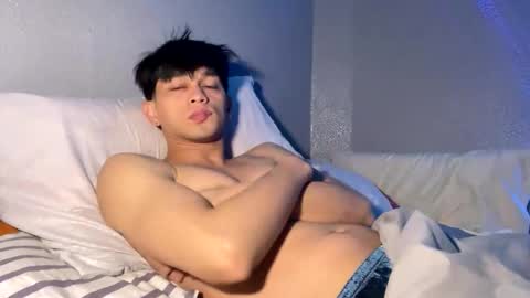 Snapshot of mrshawn95 chatting on 11.06.25 shawn online show from 11.06.25