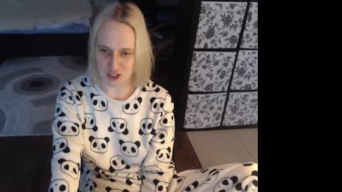 Snapshot of mrsluck chatting on 02.07.26 Sasha online show from 02.07.26