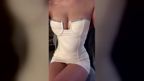 Snapshot of mrsnofacexx chatting on 03.02.26 Mary online show from 03.02.26