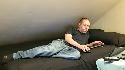 Snapshot of mrxhere chatting on 02.14.25 mrxhere online show from 02.14.25