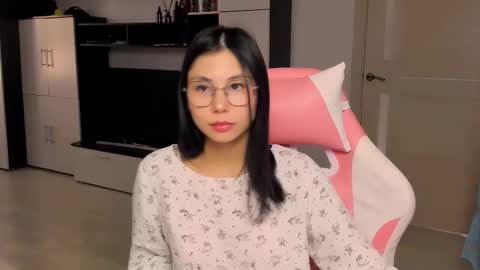 ms_emily_ online show from 09.22.25