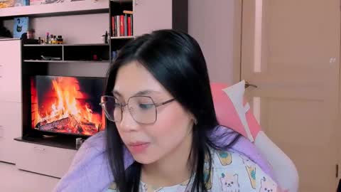 Snapshot of ms_emily_ chatting on 04.29.26 ms_emily_ online show from 04.29.26