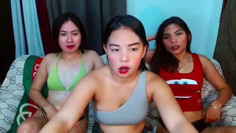 Snapshot of ms_family chatting on 12.18.25 ms_family online show from 12.18.25