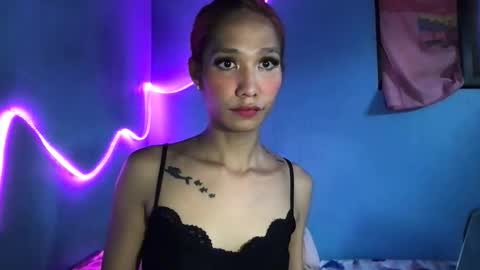 ms_maureenx69x online show from 10.27.25