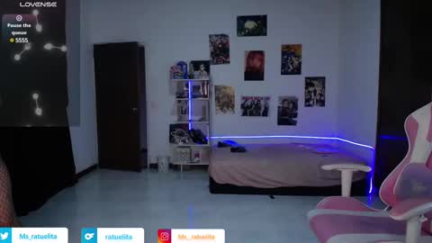 Manuela3 online show from 02.27.25