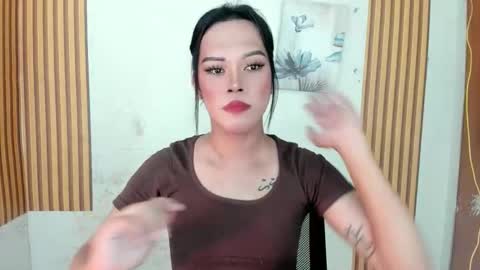 Snapshot of ms_selenaxx chatting on 05.17.26 selena online show from 05.17.26