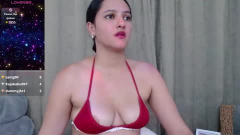 Snapshot of ms_valentina_01 chatting on 12.11.24 Valentina online show from 12.11.24
