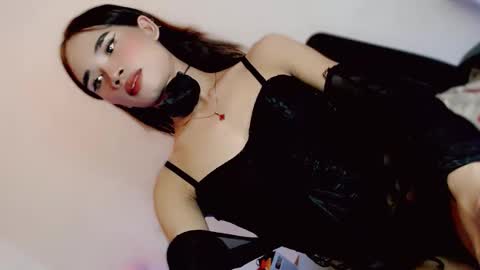 Snapshot of mscherry_ chatting on 04.24.26 mscherry_ online show from 04.24.26