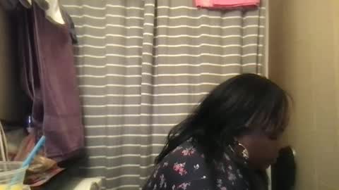 Snapshot of msjonemillion chatting on 02.13.25 Chocolate Candy Stick online show from 02.13.25