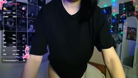 Noora Saetr online show from 10.20.25