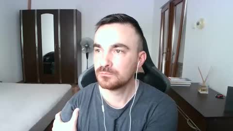 Snapshot of mu5clemania chatting on 03.19.26 Victor online show from 03.19.26