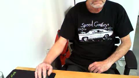 Snapshot of mucfag chatting on 05.15.26 mucfag online show from 05.15.26