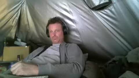 Snapshot of mudjimba chatting on 06.06.26 mudjimba online show from 06.06.26