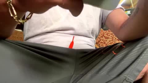 Snapshot of muecapr chatting on 09.28.25 Freakyt online show from 09.28.25