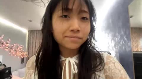 Snapshot of muiklecha chatting on 04.24.26 Mia online show from 04.24.26