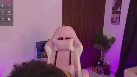 Snapshot of mulata_ch chatting on 06.17.26 HEY GUYS IF YOU LIKE SEXY SHOW YOU ARE IN THE CORRECT PLACE CU WENESDAY PVT OPEN TRANSMISSION TIME 5 PM - 10 PM COLOMBIA online show from 06.17.26