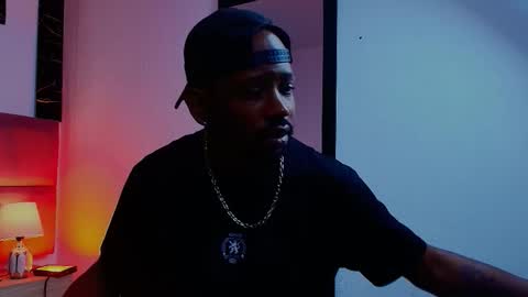 Snapshot of muller_asher chatting on 10.24.25 Muller Asher online show from 10.24.25