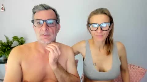 Snapshot of munishpunish chatting on 12.11.24 LOVELY JULIA Peter DAY online show from 12.11.24
