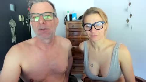 Snapshot of munishpunish chatting on 03.05.25 LOVELY JULIA Peter DAY online show from 03.05.25