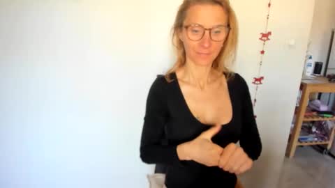 LOVELY JULIA  Peter DAY online show from 03.24.26