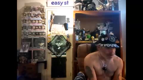 Bryan Munx online show from 01.04.25