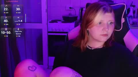 Snapshot of mura_muur chatting on 07.10.26 Milana online show from 07.10.26
