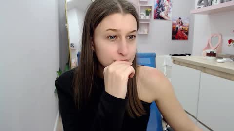 Snapshot of muriel_elvin chatting on 10.01.25 muriel_elvin online show from 10.01.25