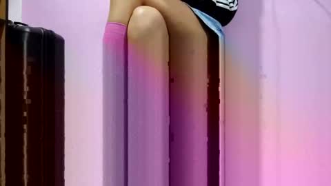 Muriel online show from 01.25.25