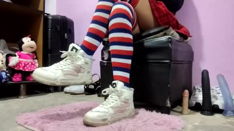 Muriel online show from 02.11.25