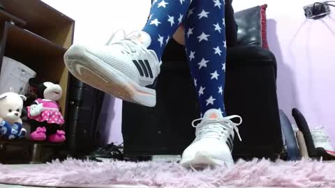 Muriel online show from 02.14.25