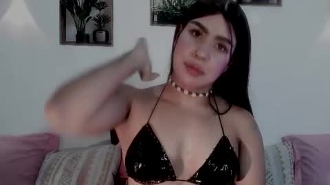 Snapshot of musa_moore chatting on 07.18.26 Musa online show from 07.18.26