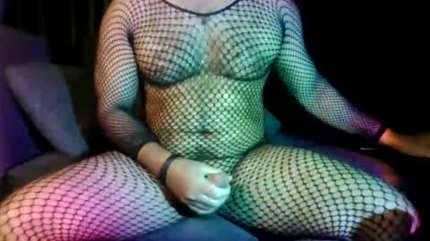 Snapshot of muscbttmbitch chatting on 05.18.26 muscbttmbitch online show from 05.18.26