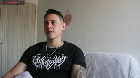Snapshot of muscle_king_cum chatting on 06.24.26 muscle_king_cum online show from 06.24.26