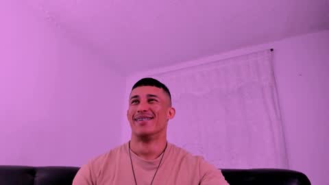 Muscle Man online show from 03.21.26