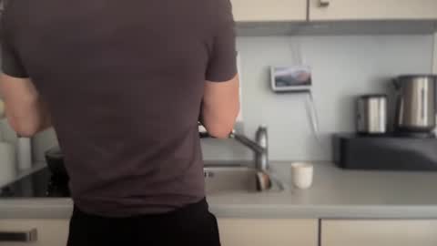 musclehair3 online show from 02.23.25