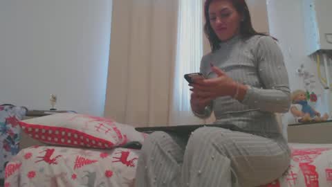 MusclesQueen online show from 01.14.25