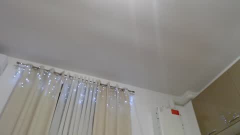 MusclesQueen online show from 02.14.25