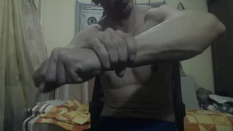 Snapshot of musculargod chatting on 12.27.24 SexyMuscled online show from 12.27.24