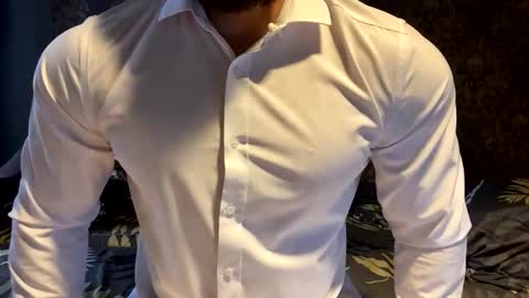 Snapshot of muscularjuggler chatting on 09.24.25 muscularjuggler online show from 09.24.25